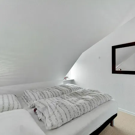 Awesome In With House Sea View Apartment